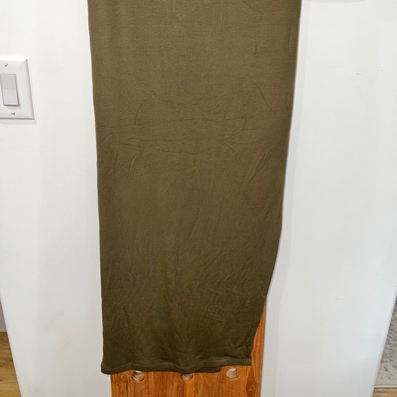 🆕 Alix NYC Trist Rib Knit Midi Skirt - Picture 10 of 11